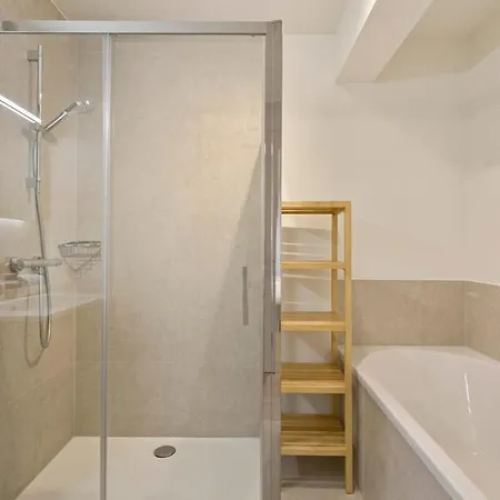Huswell - Majestic With Breathtaking Sea View