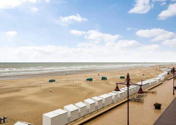 Huswell - Majestic With Breathtaking Sea View Apartment